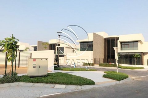 Rumah bandar di Saadiyat Island, Abu Dhabi, UAE 4 bilik tidur, 597 meter persegi № 615819 - foto 1