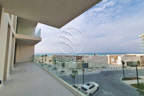 Apartment on the Saadiyat Island, Abu Dhabi, UAE 2 bedrooms, 193 sq.m. № 615818 - photo 1