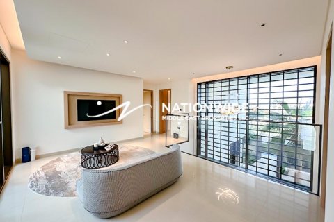 Villa in Abu Dhabi, UAE 4 bedrooms, 464 sq.m. № 619128 - photo 8