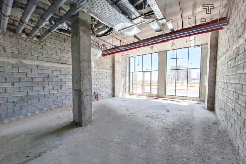 Dyqan në Jumeirah Village Circle, Dubai, Emiratet e Bashkuara Arabe 70.6 m2. № 567184 - Foto 1