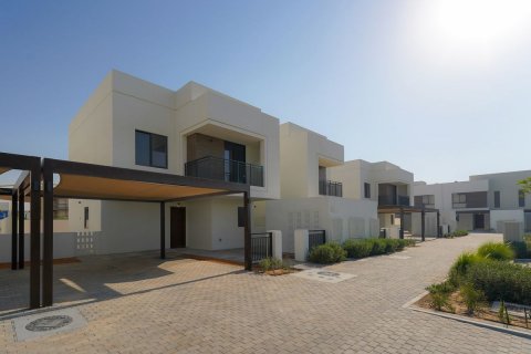 Komerční nemovitost na Yas Island, Abu Dhabi, SAE 4 ložnice, 290 m² Č.: 594273 - fotografie 1