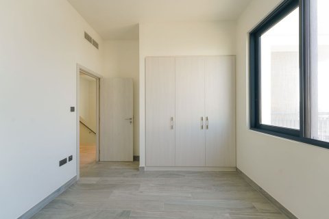 Komerční nemovitost na Yas Island, Abu Dhabi, SAE 4 ložnice, 290 m² Č.: 594273 - fotografie 8