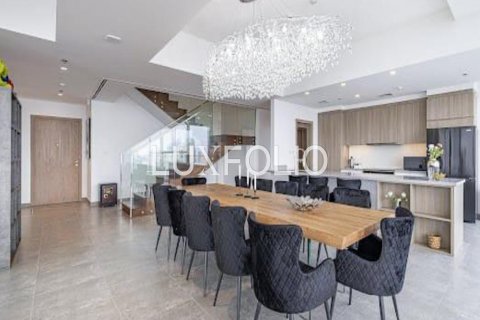 Dvoupatrový byt v Dubai Marina, SAE 4 ložnice, 350 m² Č.: 628129 - fotografie 5