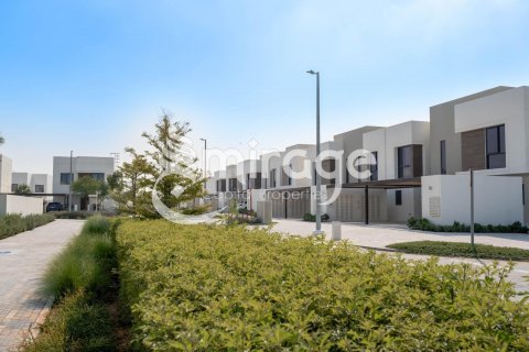 Maison de ville à louer à Yas Island, Abu Dhabi, EAU 2 chambres, 168.7 m2 № 550190 - photo 12
