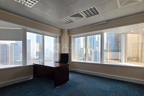 阿联酋 Dubai Sheikh Zayed Road 待租 : 179.6 平方米 , 编号619447 - 照片 1