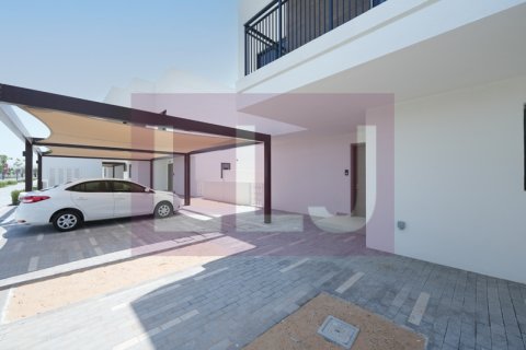 Vila na Yas Island, Abu Dhabi, SAE 4 ložnice, 315 m² Č.: 566452 - fotografie 1