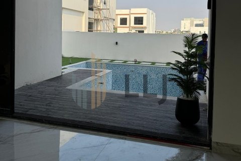 Vilë në Yas Island, Abu Dhabi, Emiratet e Bashkuara Arabe 5 dhoma gjumi, 510 m2. № 566454 - Foto 4
