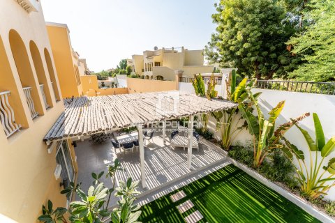 Vilë në Dubai Land, Emiratet e Bashkuara Arabe 3 dhoma gjumi, 538 m2. № 592938 - Foto 26