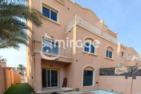 Stadthaus zum Verkauf in Al Reef, Abu Dhabi, VAE 5 Schlafzimmer, 273.3 m2 Nr. 596952 - Foto 1