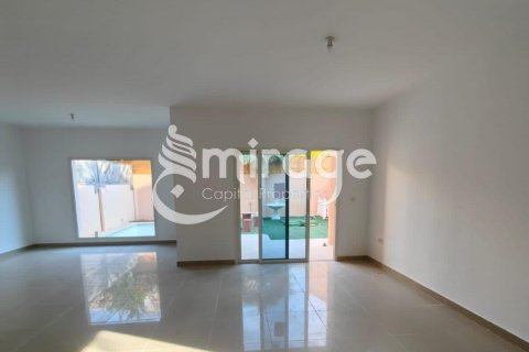 Stadthaus zum Verkauf in Al Reef, Abu Dhabi, VAE 5 Schlafzimmer, 273.3 m2 Nr. 596952 - Foto 5