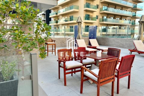 Komerční nemovitost v Jumeirah Village Circle, Dubai, SAE 550 m² Č.: 620288 - fotografie 3