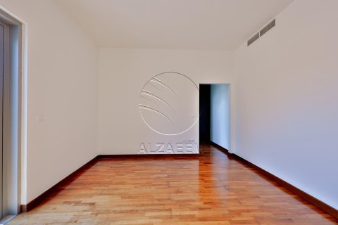 Vila v Al Maqtaa, Abu Dhabi, SAE 5 ložnice, 1217 m² Č.: 616064 - fotografie 19