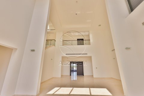 Vila v Al Maqtaa, Abu Dhabi, SAE 5 ložnice, 1217 m² Č.: 616064 - fotografie 6