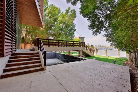 Vila v Al Maqtaa, Abu Dhabi, SAE 5 ložnice, 1217 m² Č.: 616064 - fotografie 5