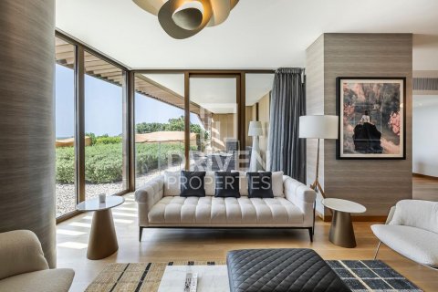 Üürile anda korter asukohaga Jumeirah, Dubai, AÜE: 3 magamistoaga, 244 m² Nr 601045 - pilt 1