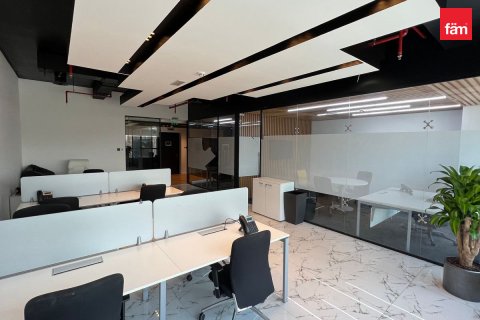 Müüa kontor asukohaga Dubai, AÜE: 113 m² Nr 596199 - pilt 2
