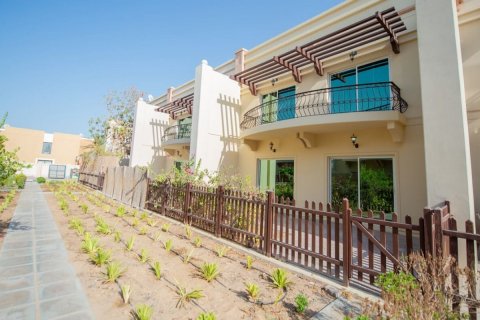 Komerční nemovitost v Abu Dhabi, SAE 3 ložnice, 172 m² Č.: 594139 - fotografie 1