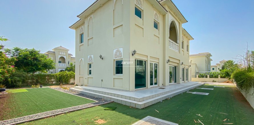Villa in Al Furjan, Dubai, VAE 4 slaapkamers, 600 vr.m. nr 625139