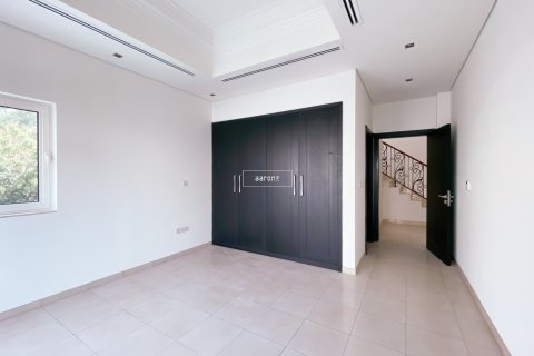 Villa te huur in Al Furjan, Dubai, VAE 4 slaapkamers, 600 vr.m., nr 625139 - foto 8