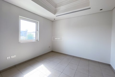 Villa te huur in Al Furjan, Dubai, VAE 4 slaapkamers, 600 vr.m., nr 625139 - foto 16