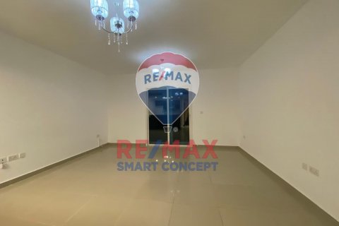 Villa in Al Reef, Abu Dhabi, UAE 2 bedrooms, 169.8 sq.m. № 567194 - photo 2