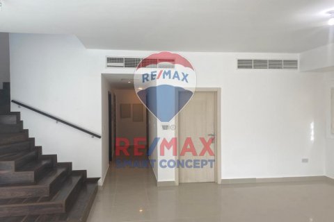 Vilë në Al Reef, Abu Dhabi, Emiratet e Bashkuara Arabe 5 dhoma gjumi, 273.4 m2. № 567193 - Foto 11