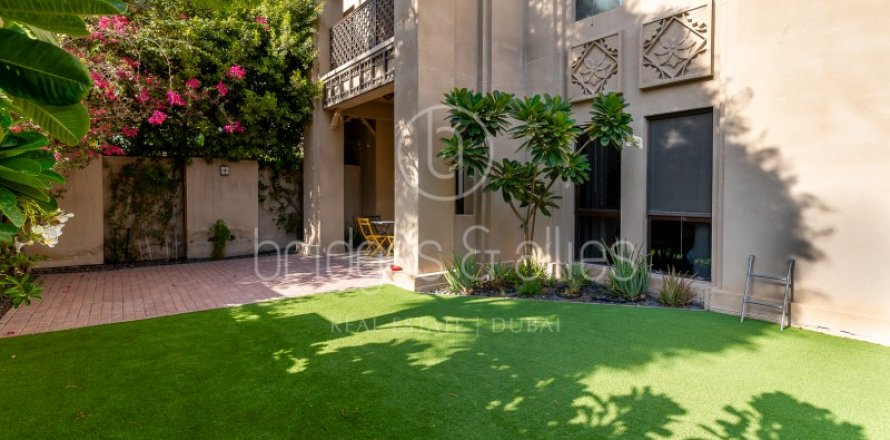 Byt v Old Town, Dubai, SAE 2 ložnice, 115.8 m² Č.: 629752