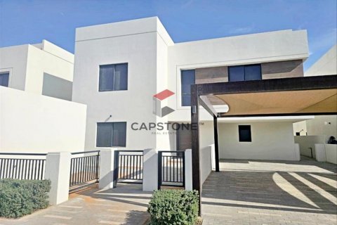 Vila na Yas Island, Abu Dhabi, UAE 5 spavaćih soba, 384 m2 Br. 604586 - fotografija 2