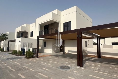 Vila na Yas Island, Abu Dhabi, SAE 4 ložnice, 209.3 m² Č.: 590862 - fotografie 18