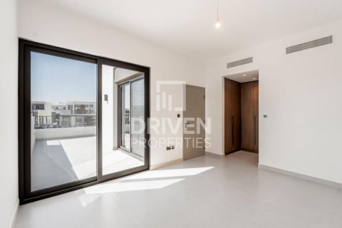 Vila v Tilal Al Ghaf, Dubai, SAE 4 ložnice, 317 m² Č.: 602717 - fotografie 24