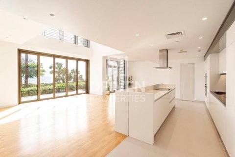 Townhouse in Bluewaters, Dubai, UAE 4 bedrooms, 640 sq.m. № 601833 - photo 1