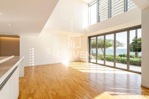 Townhouse in Bluewaters, Dubai, UAE 4 bedrooms, 640 sq.m. № 601833 - photo 4