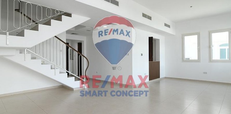Ridamaja asukohaga Al Ghadeer, Abu Dhabi, AÜE: 3 magamistoaga, 307.1 m² Nr 573012