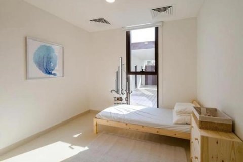 Vilë në Saadiyat Island, Abu Dhabi, Emiratet e Bashkuara Arabe 6 dhoma gjumi, 816.3 m2. № 572806 - Foto 11