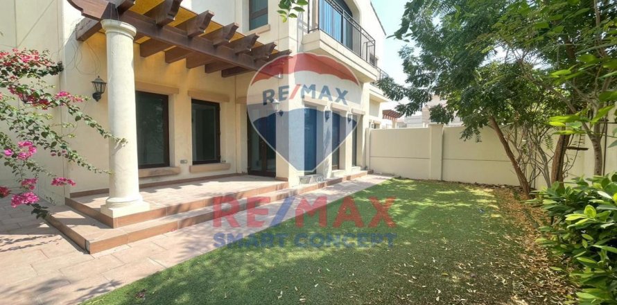 Vila v Al Salam Street, Abu Dhabi, SAE 3 ložnice, 209 m² Č.: 580216