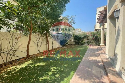Vila v Al Salam Street, Abu Dhabi, SAE 3 ložnice, 209 m² Č.: 580216 - fotografie 2
