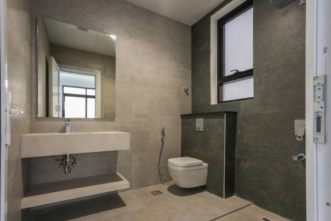 Commercial property in Al Shamkha, Abu Dhabi, UAE 5 bedrooms, 510 sq.m. № 593918 - photo 13