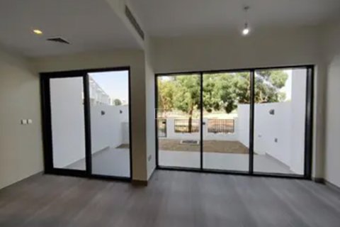 Townhouse in Dubai, UAE 3 bedrooms, 150.3 sq.m. № 628798 - photo 3