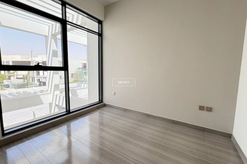 Townhouse in Dubai, UAE 3 bedrooms, 150.3 sq.m. № 628798 - photo 7