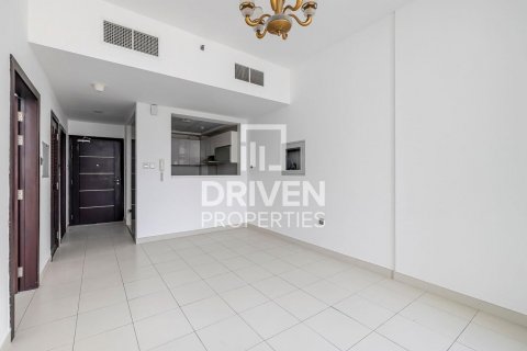 Apartment sa Dubai Studio City, Dubai, UAE 1 silid-tulugan, 62 sq.m. № 601790 - larawan 1