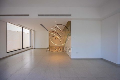 Māja Al Salam Street, Abu Dhabijā, AAE 5 istabas, 244 m2 Nr. 616051 - attēls 8