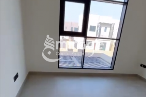 Villa in Ghantoot, Abu Dhabi, UAE 3 bedrooms, 422 sq.m. № 596865 - photo 7