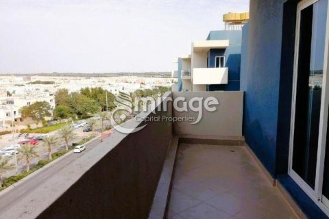 Apartamento para venda em Al Reef, Abu Dhabi, EAU 2 quartos, 107.8 m2 № 596864 - foto 2