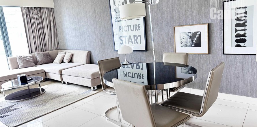 Apartament në Business Bay, Dubai, Emiratet e Bashkuara Arabe 1 dhomë gjumi, 98 m2. № 601145