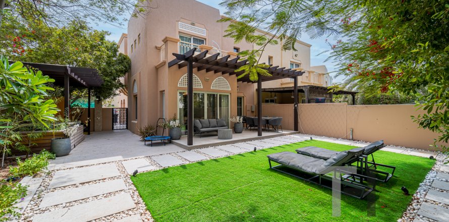 Vila v The Springs, Dubai, SAE 3 ložnice, 210 m² Č.: 586393