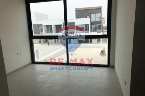 Vila di Al Salam Street, Abu Dhabi, UAE 5 bilik tidur, 288.1 meter persegi № 580218 - foto 2