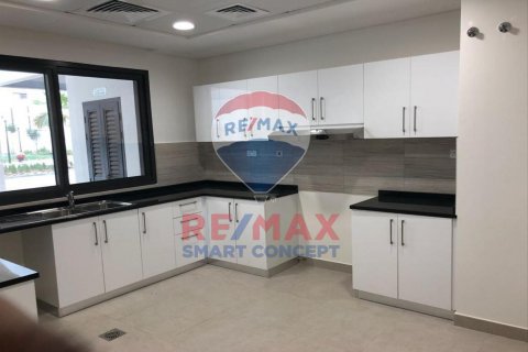 Vila di Al Salam Street, Abu Dhabi, UAE 5 bilik tidur, 288.1 meter persegi № 580218 - foto 8