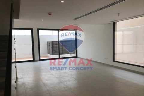 Vila di Al Salam Street, Abu Dhabi, UAE 5 bilik tidur, 288.1 meter persegi № 580217 - foto 1