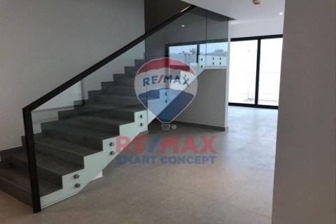 Vila di Al Salam Street, Abu Dhabi, UAE 5 bilik tidur, 288.1 meter persegi № 580217 - foto 2