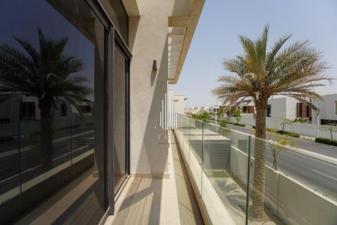 Yas Island、Abu Dhabi、UAE にあるヴィラの賃貸物件 5ベッドルーム、650.3 m2、No557931 - 写真 2